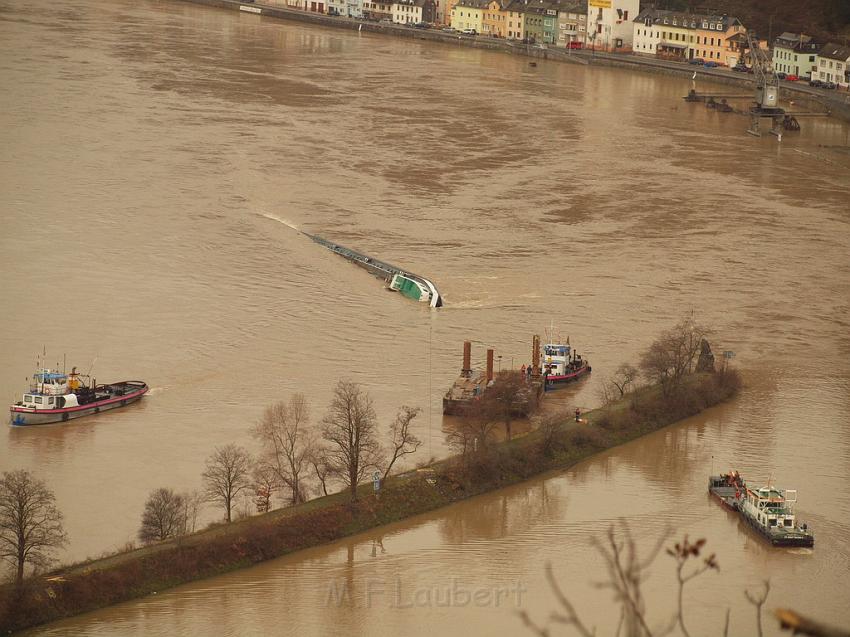 Schiff gesunken St Goarhausen Loreley P077.jpg